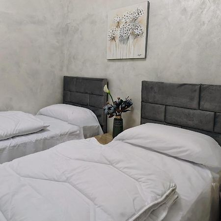 Appartamento Appena Ristrutturato Bologna Centro Storico Ngoại thất bức ảnh